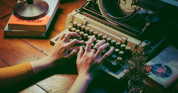 La Puissance du Verbe contre 1 droit d'auteur