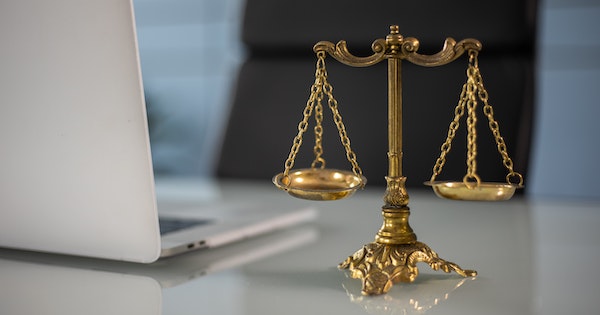 Riches et pauvres, justice ou injustice?