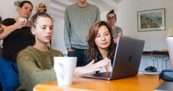 Travail par amour et travail pour le gain