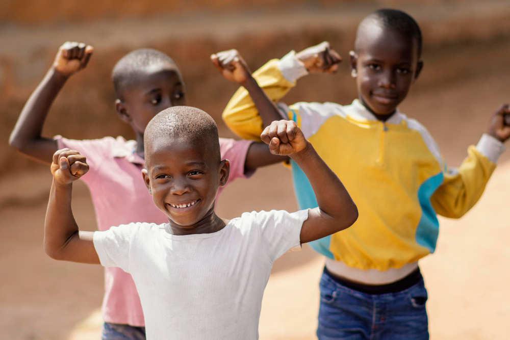 Accepter les erreurs de nos enfants, une voie vers la fin de l'enfance malheureuse.