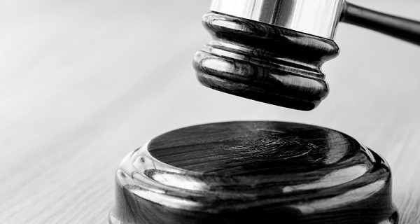 Le verdict d'un juge pour un vol de nourriture